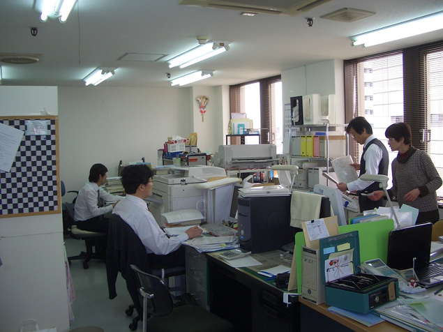 4名様分のゆったりソファー